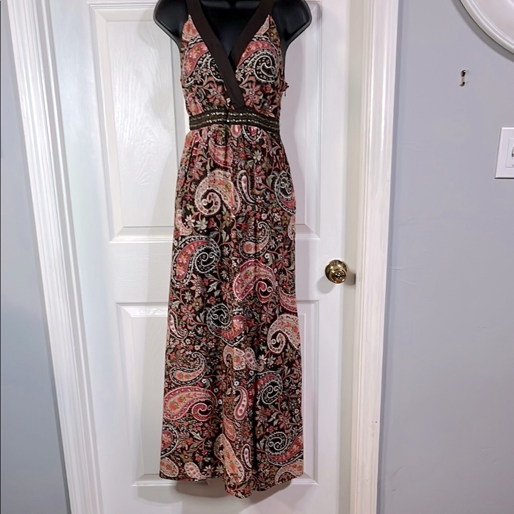 Apt. 9 Paisley sleeveless  Maxi Dress - Multicolor, size 12.